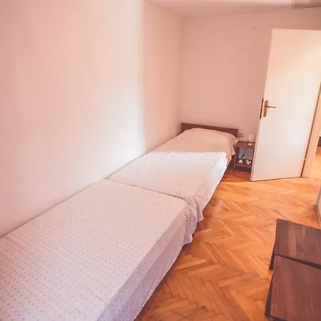 Apartman Luka Vis