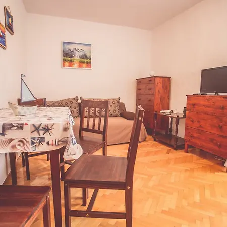 Apartment Apartman Luka Vis